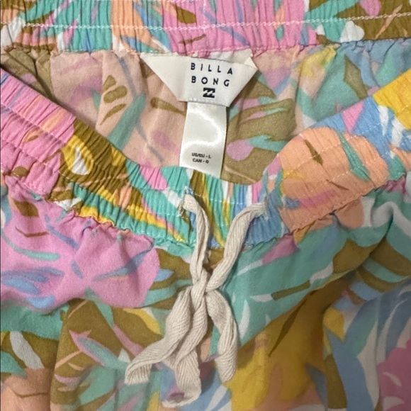 Billabong Multicolor Tropical Women's Shorts Size Large Beach Summer Resortwear - Picture 4 of 6